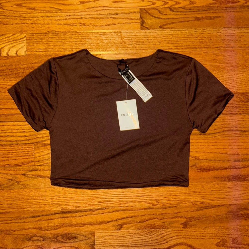 NWT brown crop top